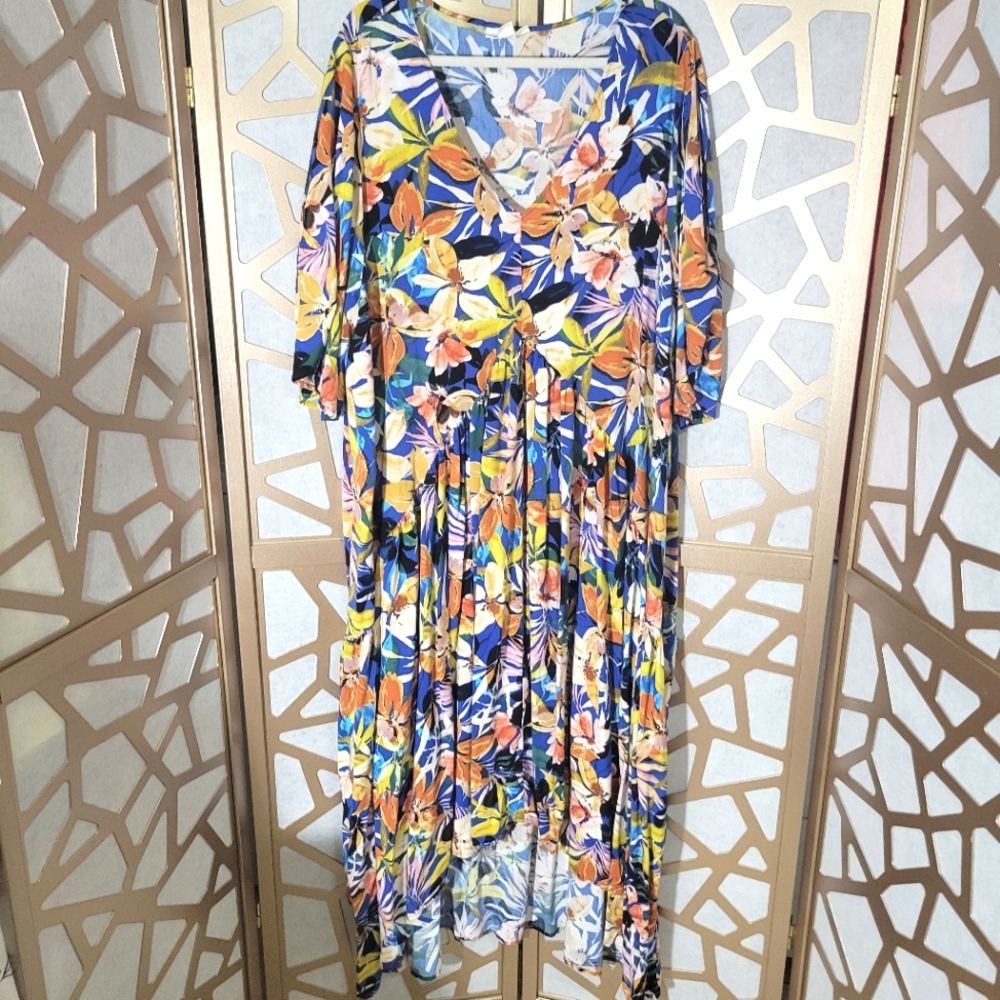 NWOT LORALETTE Island Time Floral Tropical Print Dress